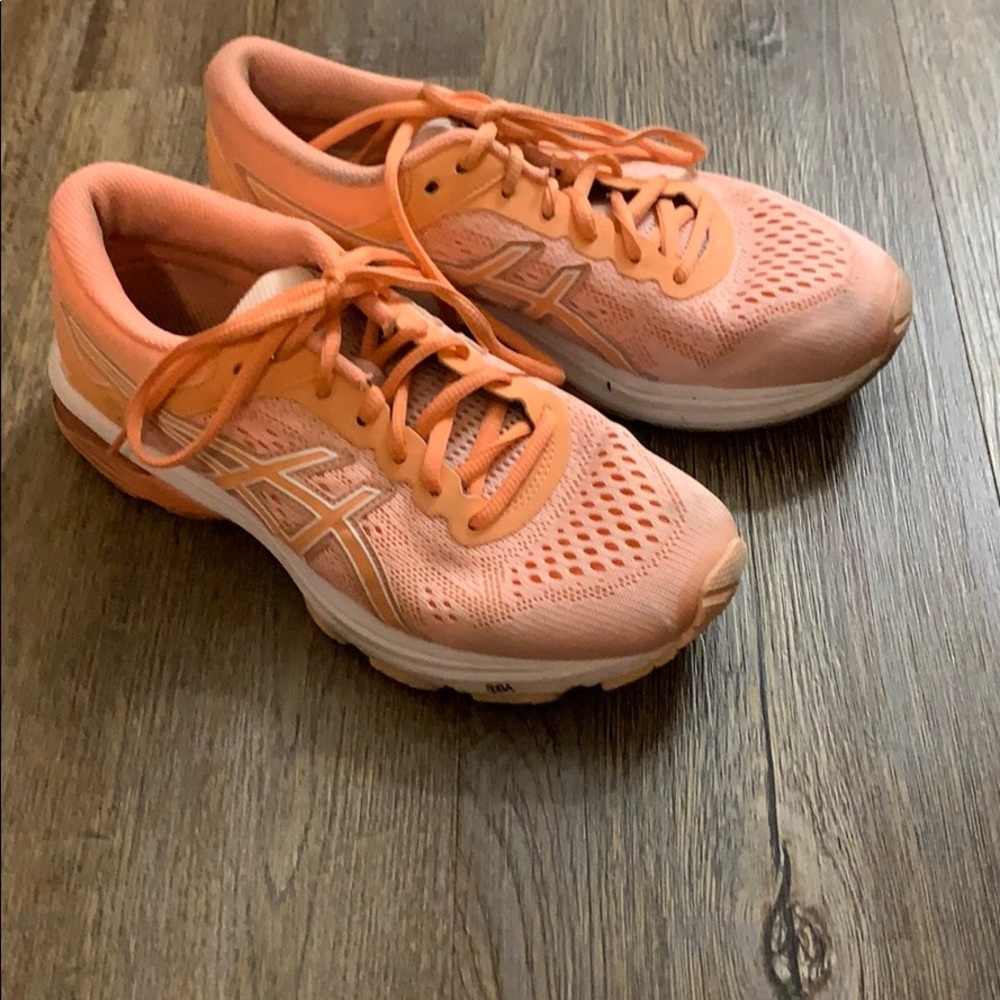 Orange ASICS - Picture 3 of 4